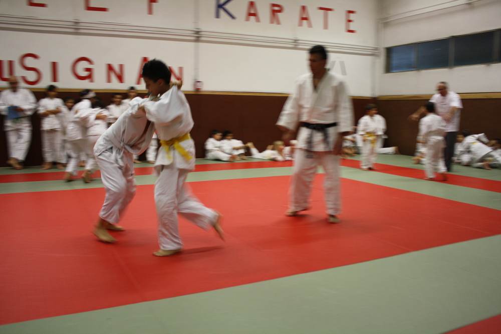 Ancien cours de judo à Pusignan